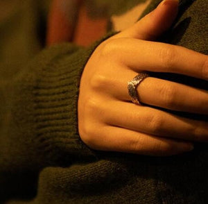 Silver-plated Angel Wings Ring on zaddyzems